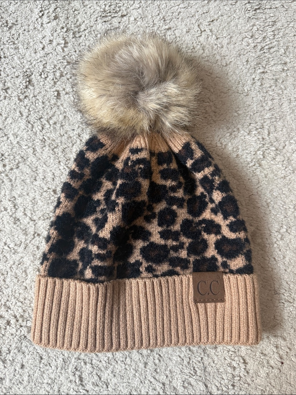 CC Womans Leopard Knit Pom Beanie - Tan & Black